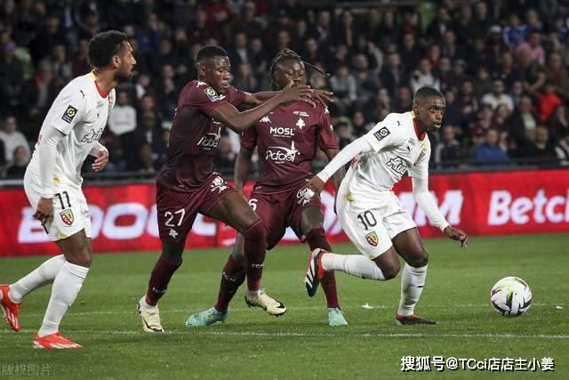 亚运男篮名单：曾凡博进队 周琦和李凯尔缺席